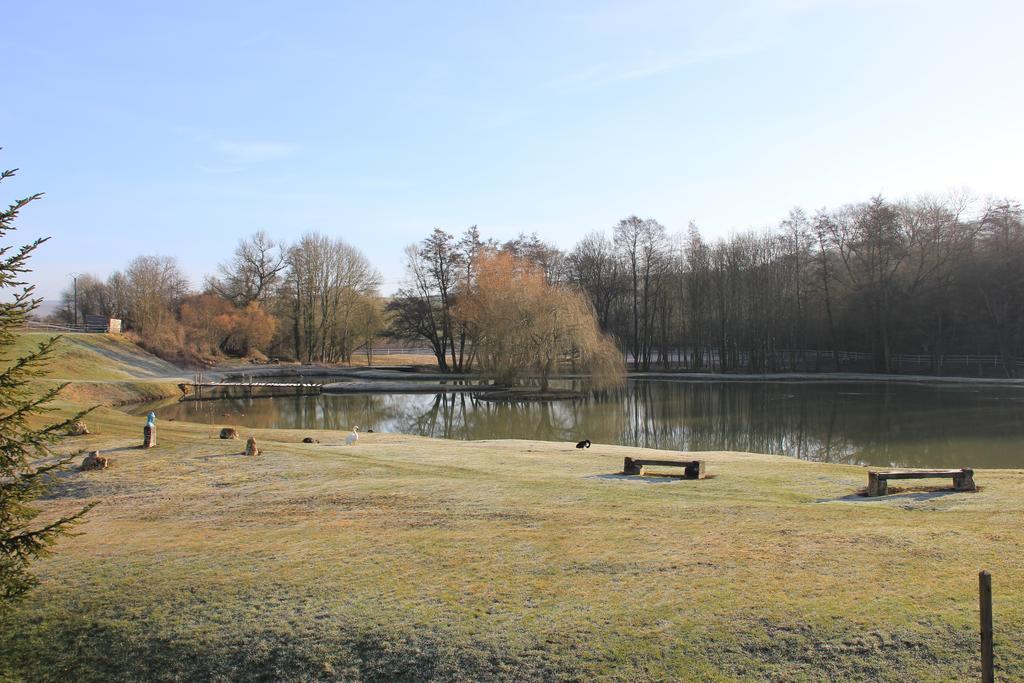 مبيت وإفطار Châtillon-sur-Marne Domaine Du Moulin De L'Etang المظهر الخارجي الصورة